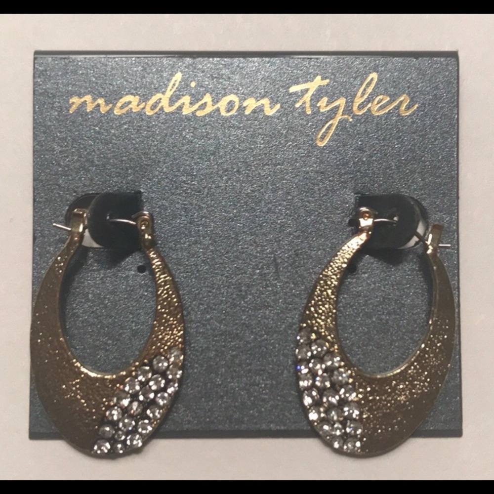 (NWOT) Gold and Stones Earrings